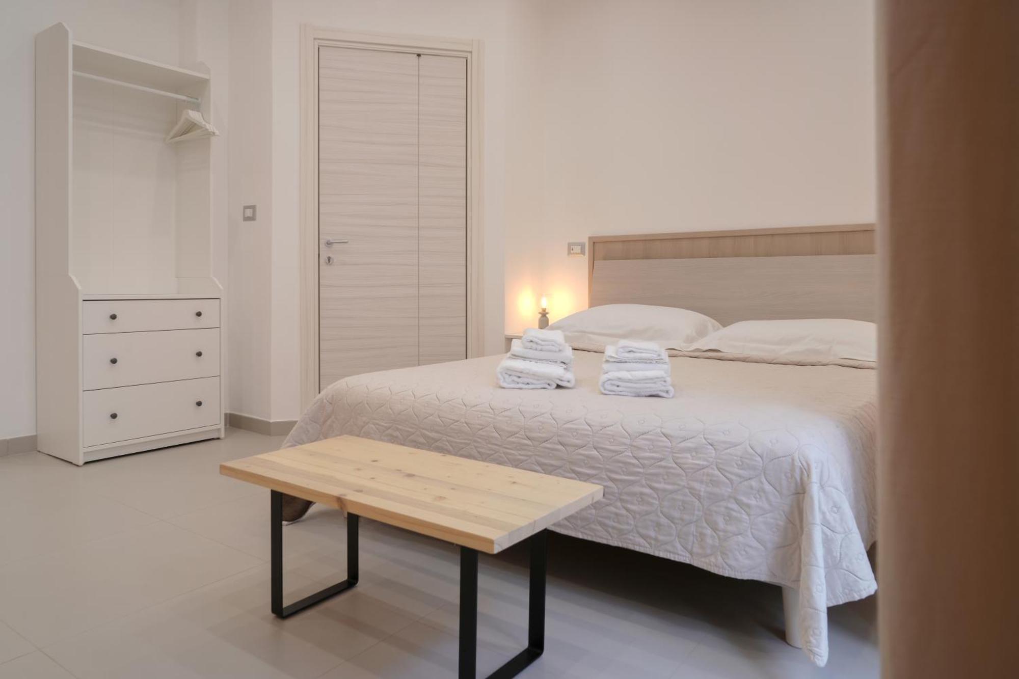 B&B Gasparrini Rooms 那不勒斯 外观 照片